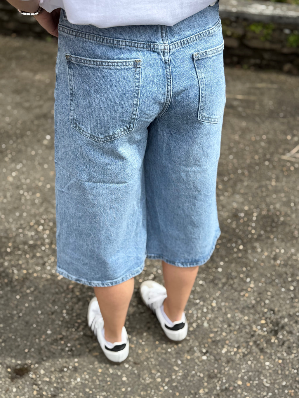 Juna Bermuda short