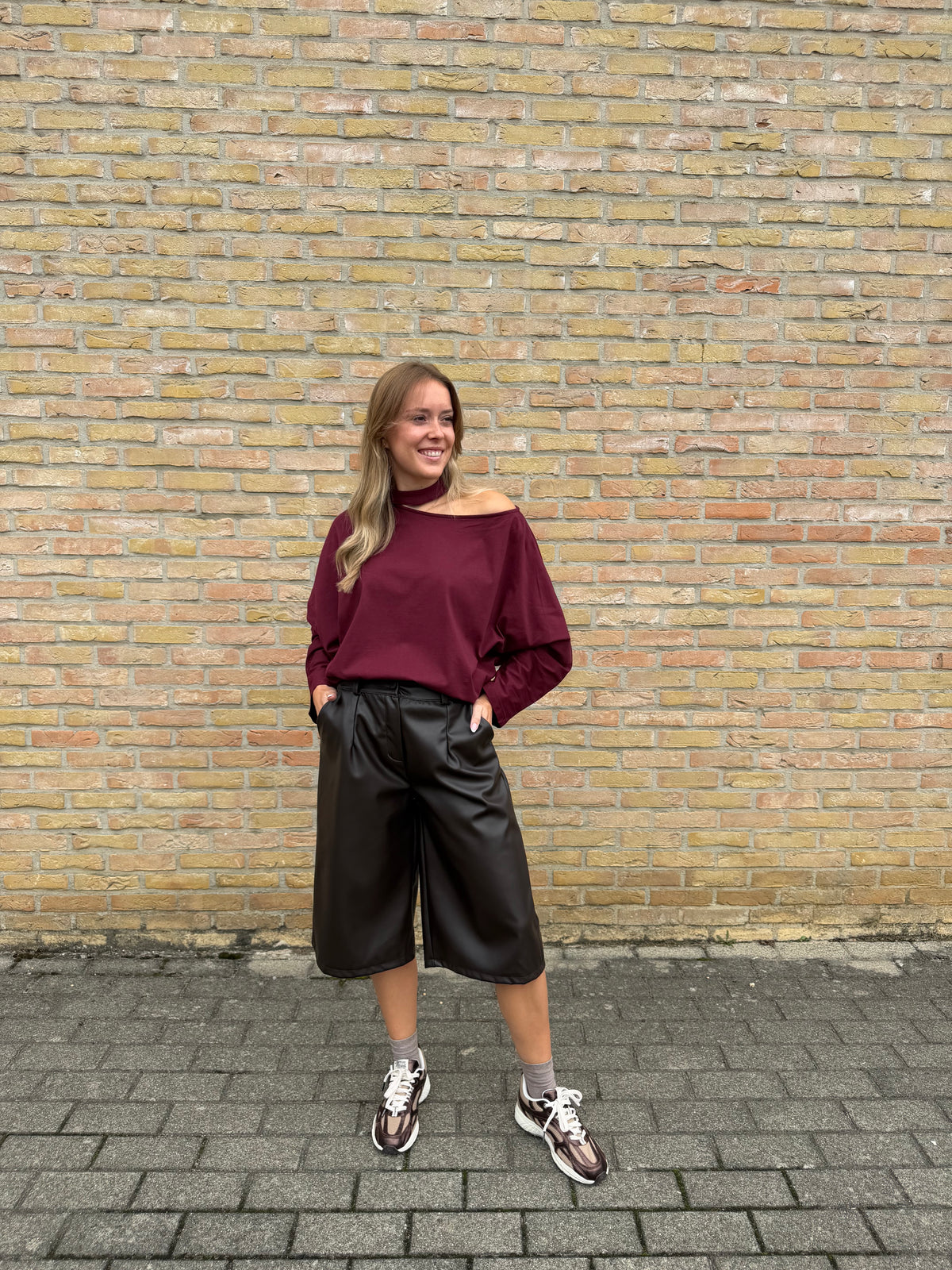 Elara short - Bruin / Bordeaux