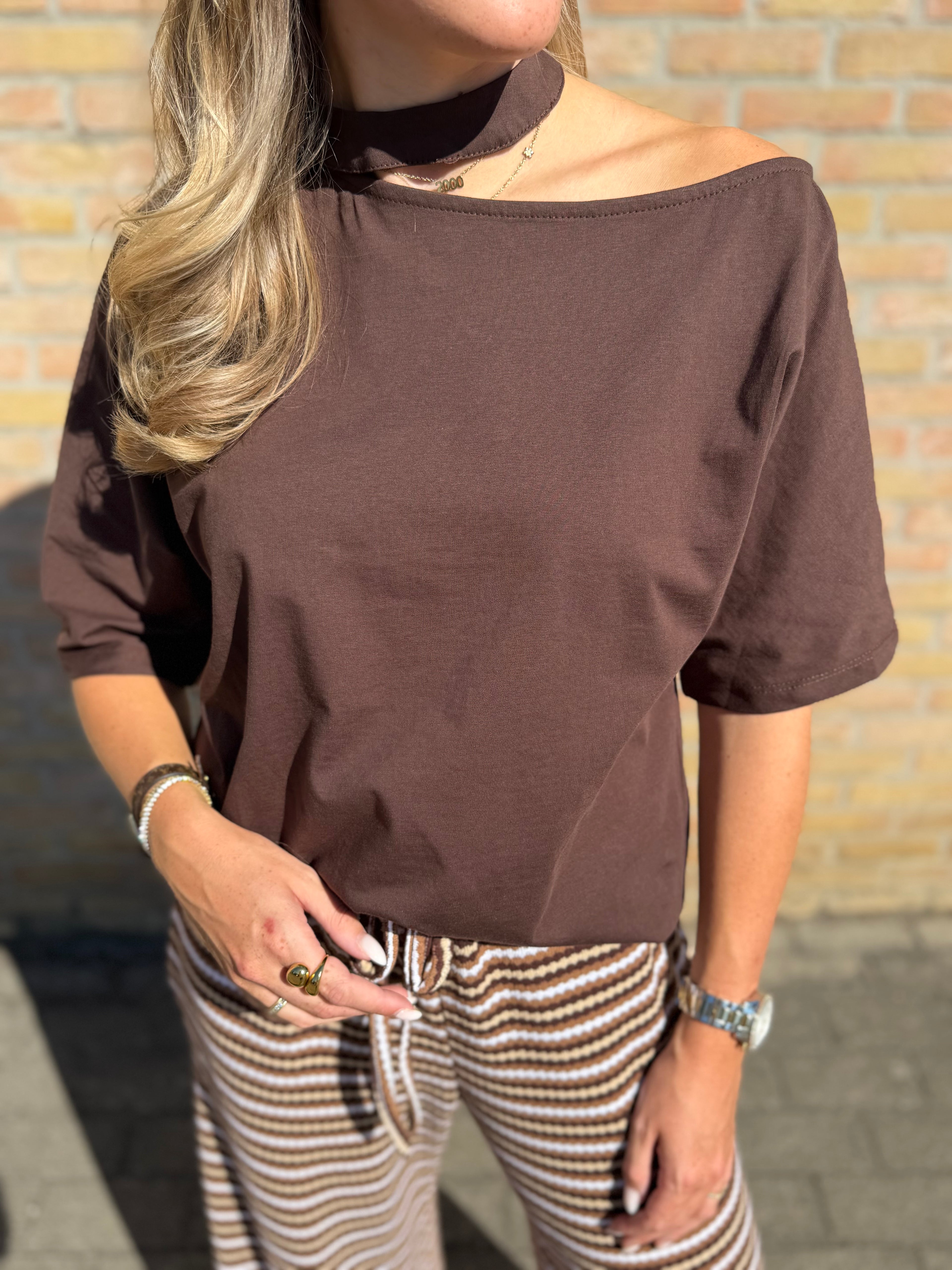Celia t-shirt - bruin / navy