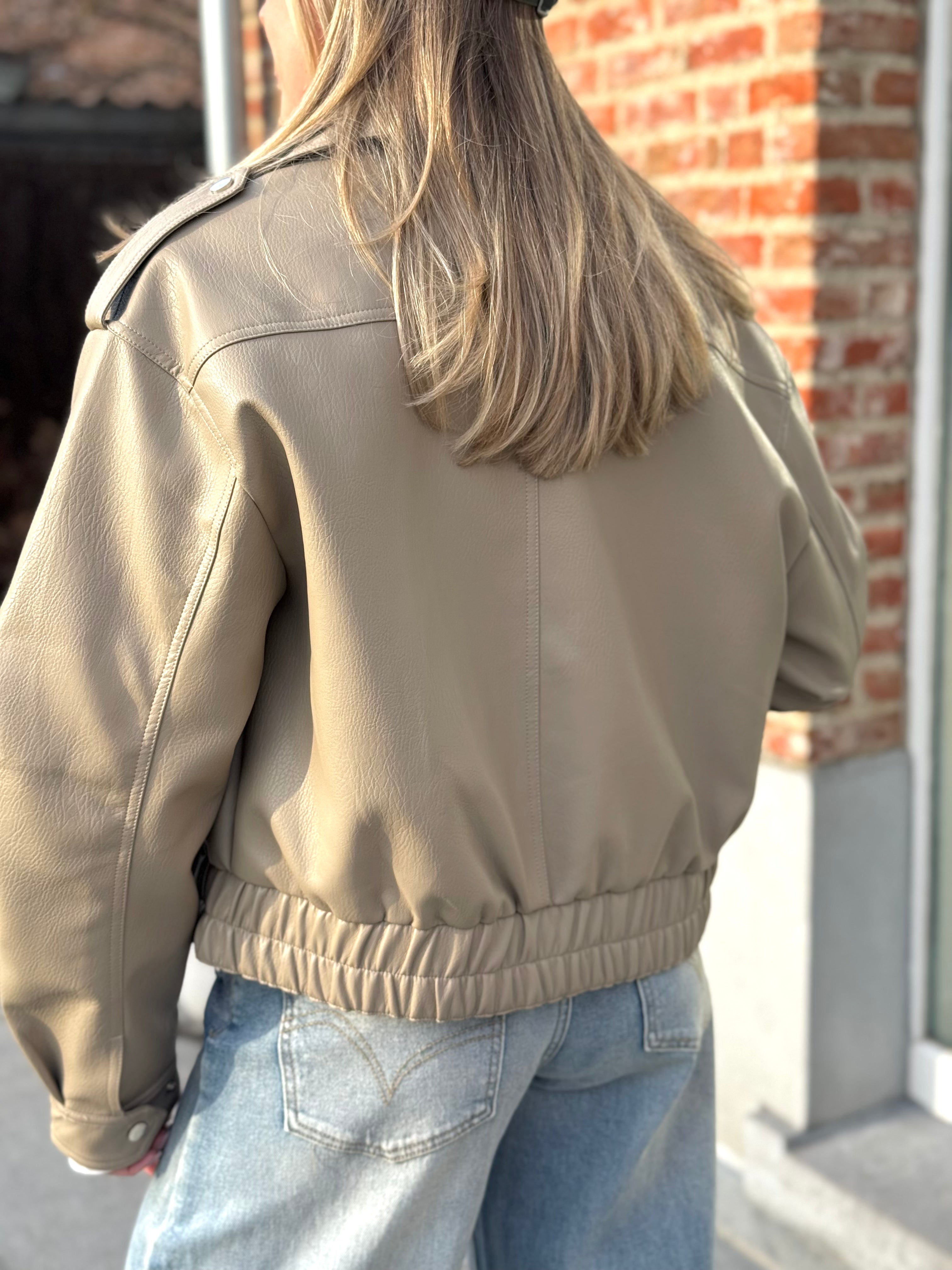 Noor leather look jas